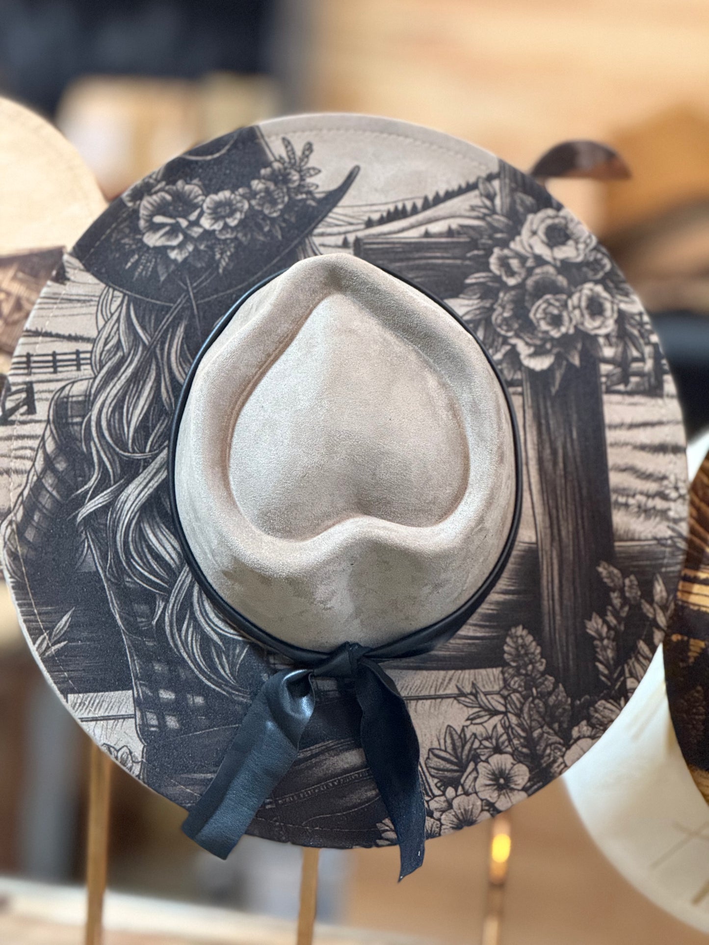 Cowgirl Cross Cowgirl heart design Hat Burned Design, EB709