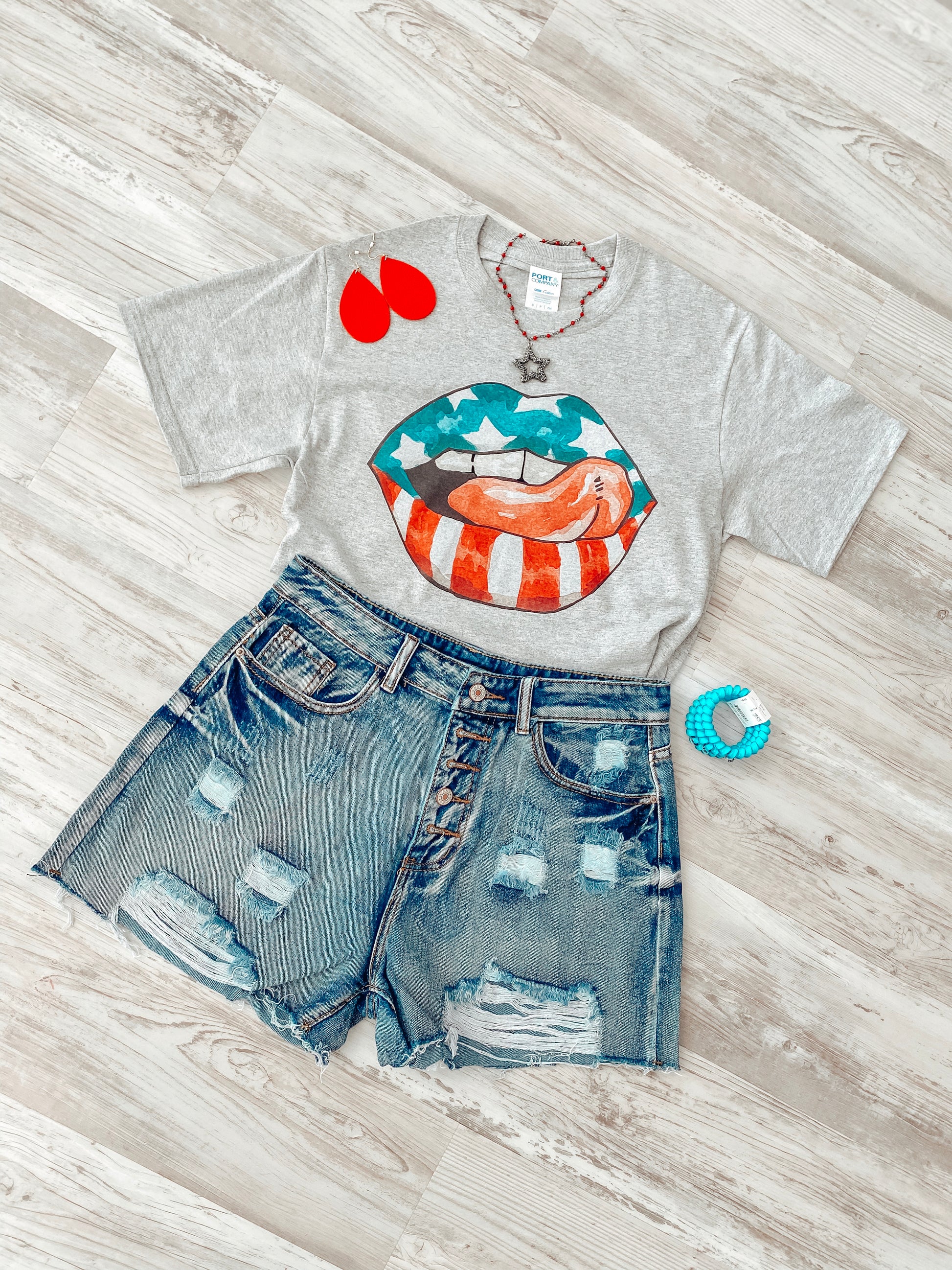 Patriotic Lip Tee - Sport Grey - Southern Grace Creations