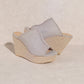 OASIS SOCIETY Bliss - Distressed Linen Wedge