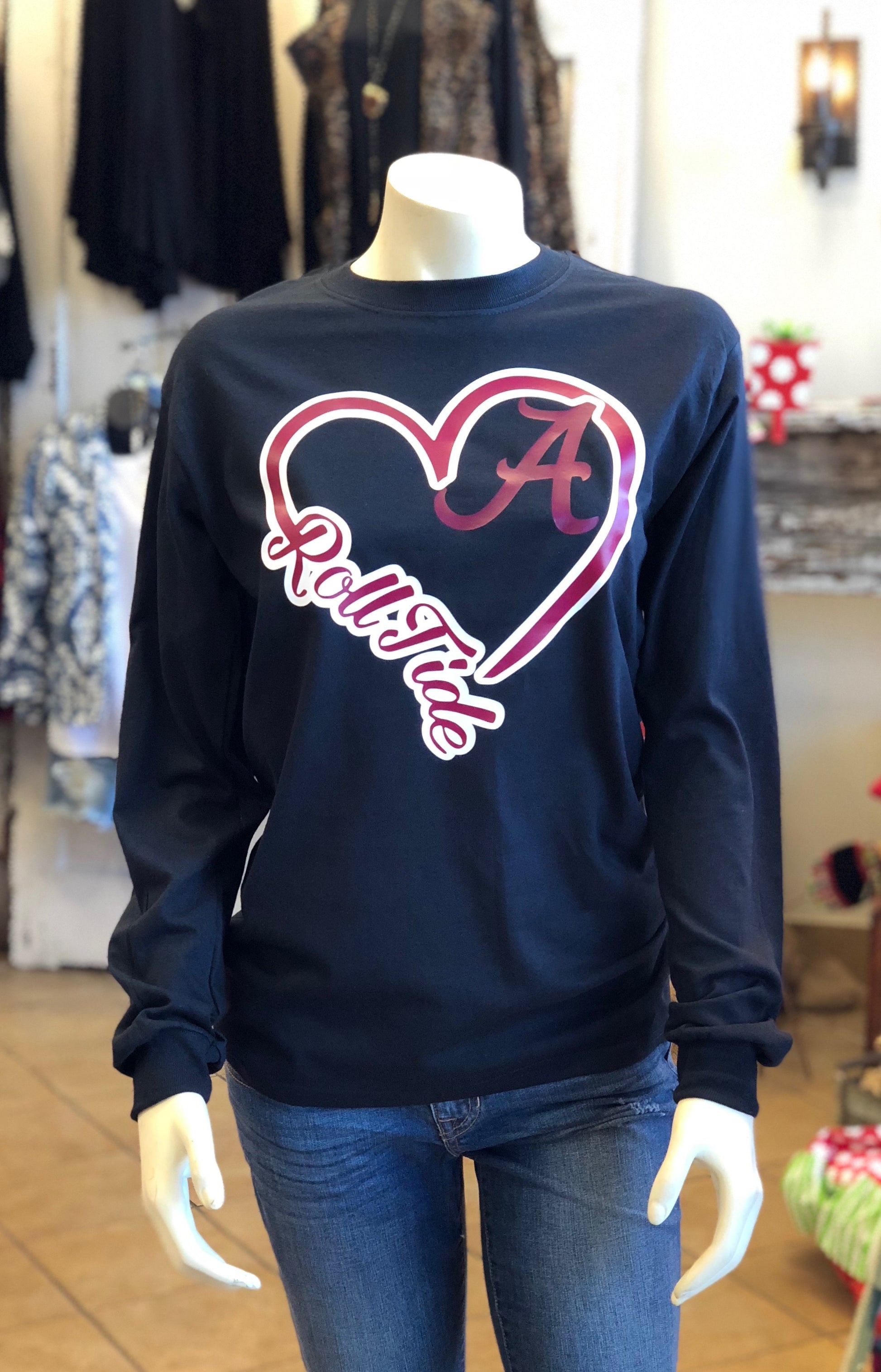 Alabama Roll Tide Heart - Black Tee - Southern Grace Creations