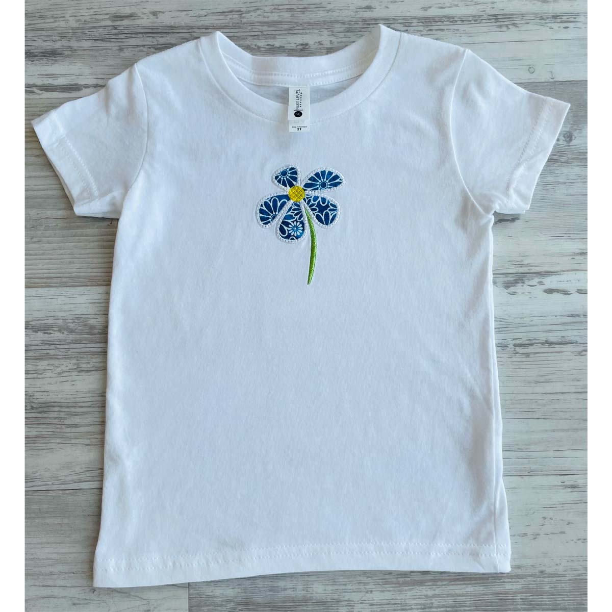 Amazing Daisy Tee - Southern Grace Creations