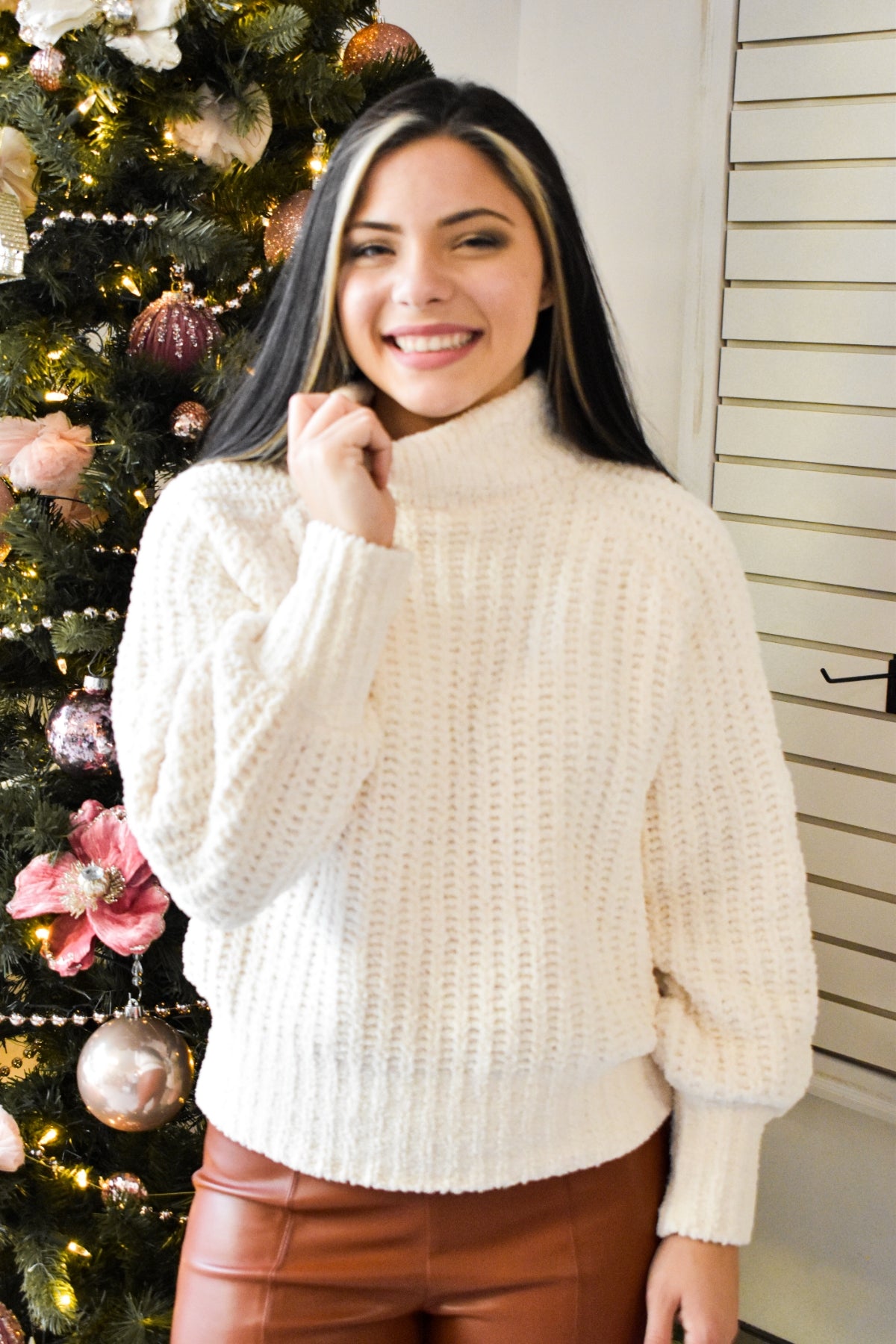 Feeling Cozy Sweater - Southern Grace Creations