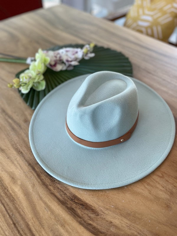 Wide brim panama hat in vegan felt - Southern Grace Creations